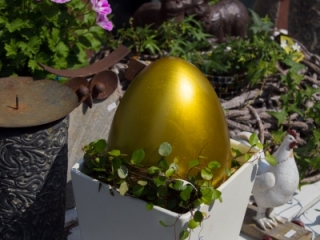 Happy-Easter_03